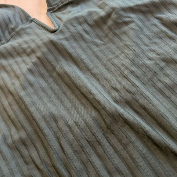 Shade & Shore • large • swimsuit • hunter green • like new • 1690 - Picture 5 of 12